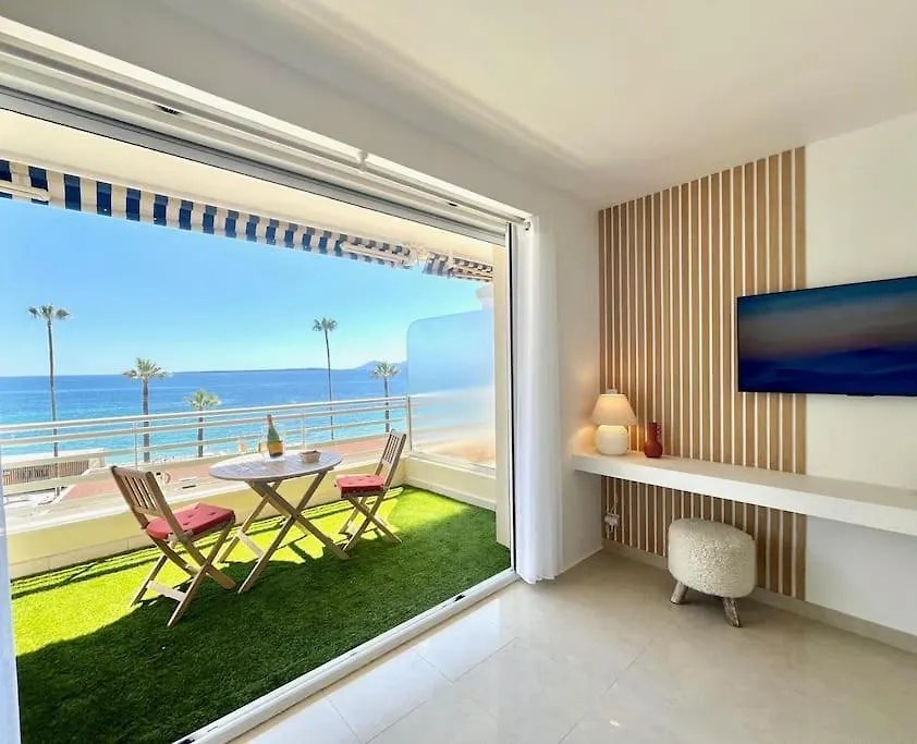 Magnifique T2 - Vue Mer - Parking - Juan-Les-Pins Antibes